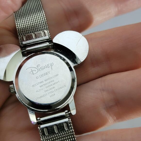 Disney MK900104TRD Womens Wristwatch Silver Case 23mm White Dial Mesh Band main image 4